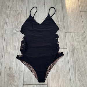 ACACIA • Florence One Piece 🖤